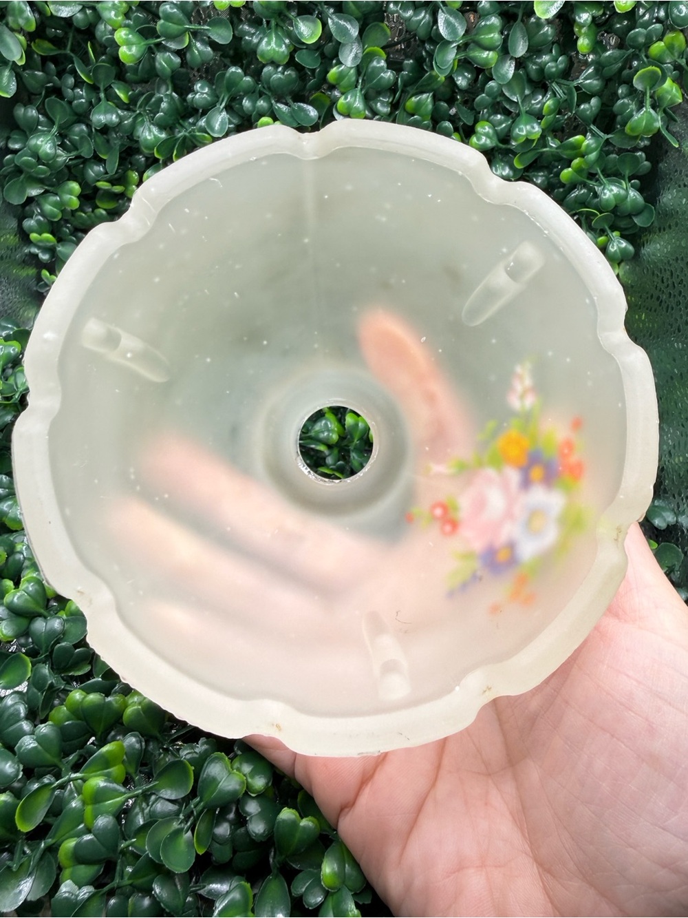 Vintage Westmoreland Satin Glass Floral Fairy Lamp - Picture 9 of 12